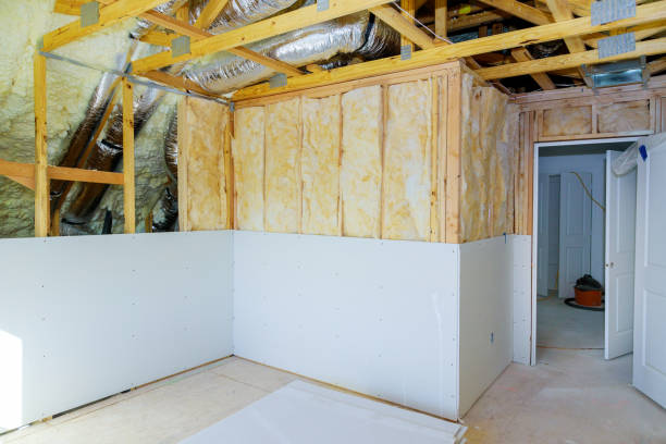 Best Wall Insulation Installation  in Englewood, OH